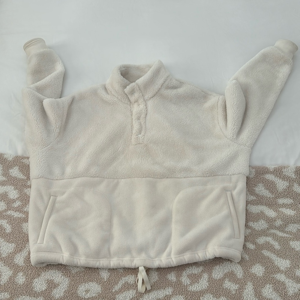 All in Motion - Sherpa quarter button up